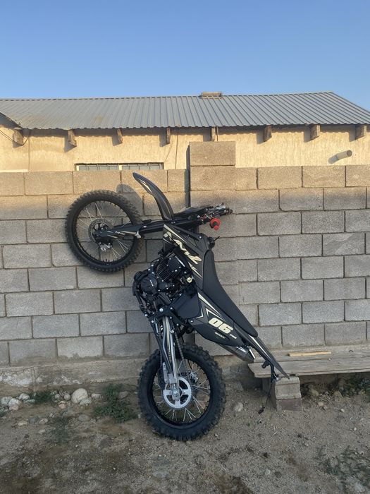 Продам Новый эндуро 300 кубов