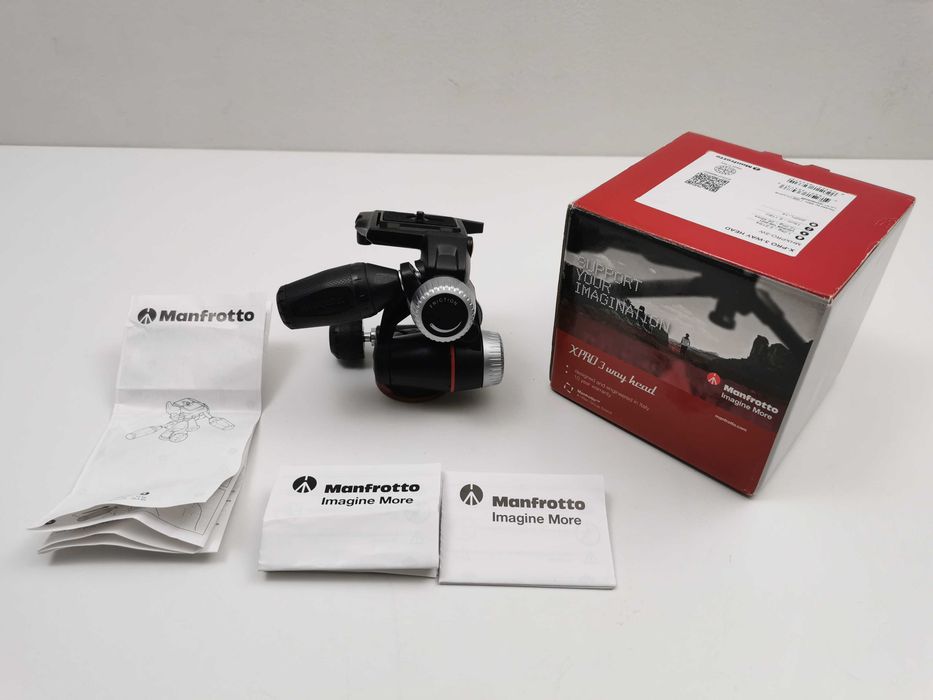 Manfrotto MT190XPro3 + Manfrotto MHXPRO-3W статив за фотоапарат