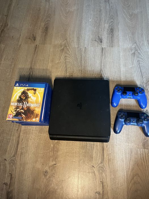 Ps4 slim cu 2 console si 14 jocuri 400 GB