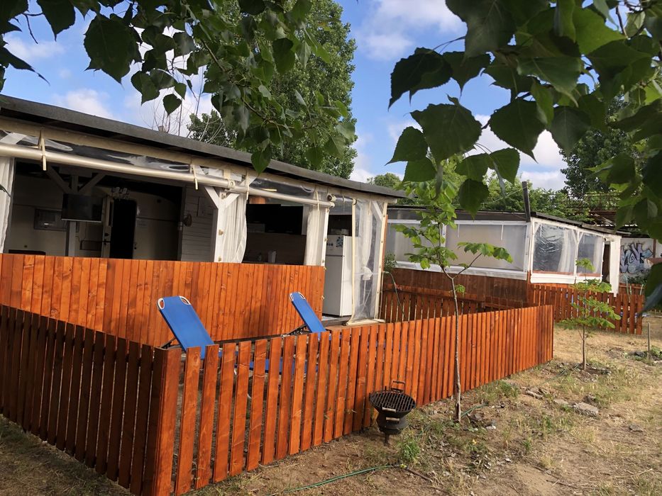 Каравана к-г смокиня