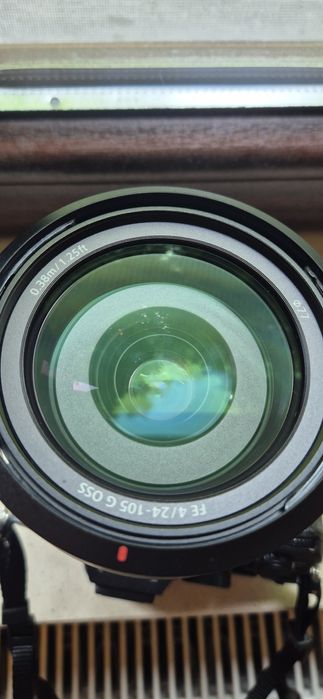 Obiectiv Sony FE 24-105 f4 OSS