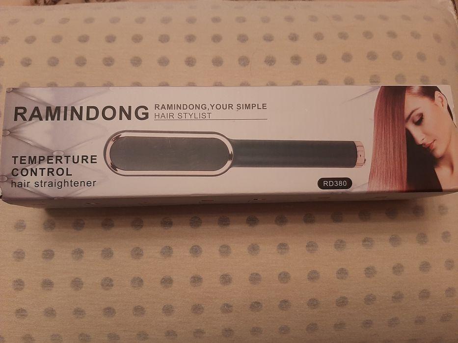 Нова!Електрическа четка за изправяне на коса!