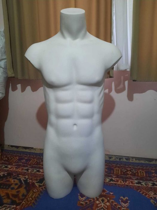 Obiect pentru vitrina  îmbracaminte