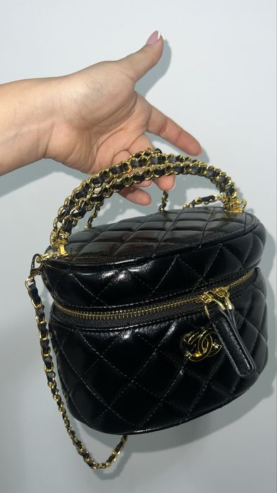 Винтидж шанел козметично куфарче дамска чанта