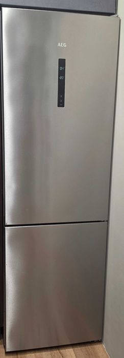Хладилник с фризер AEG RCB736E7MX, 366 L, NoFrost, Сив