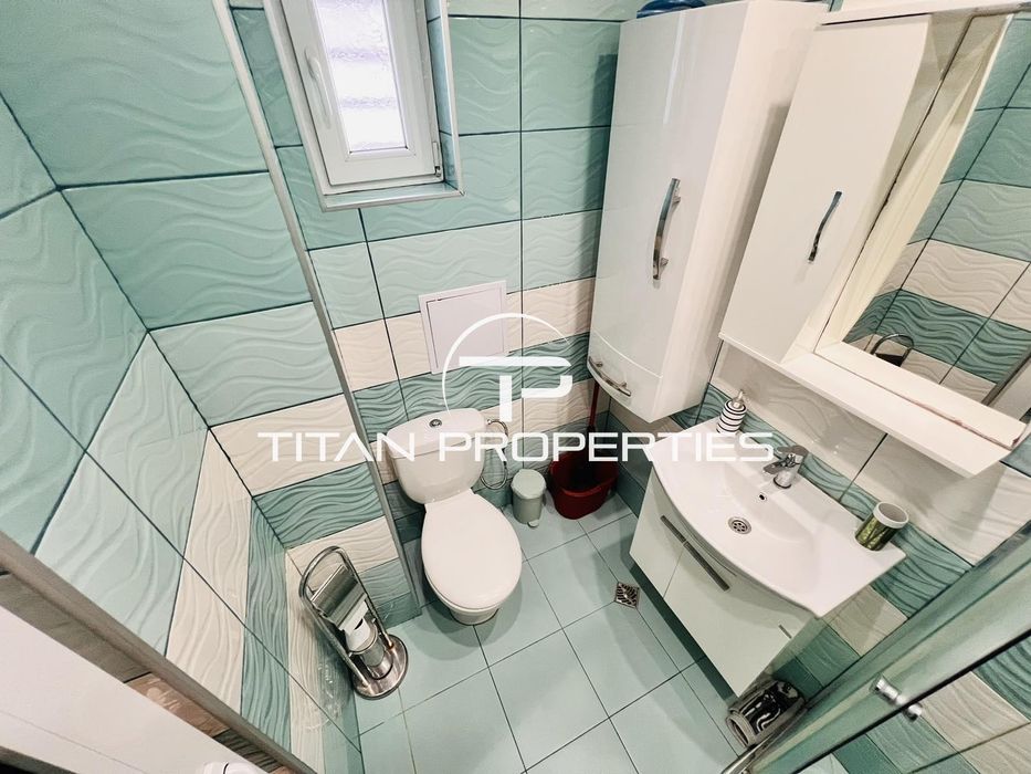 Дава се под наем Тристаен апартамент в Бургас, Център - 70 кв.м за 612 € - Снимка #9