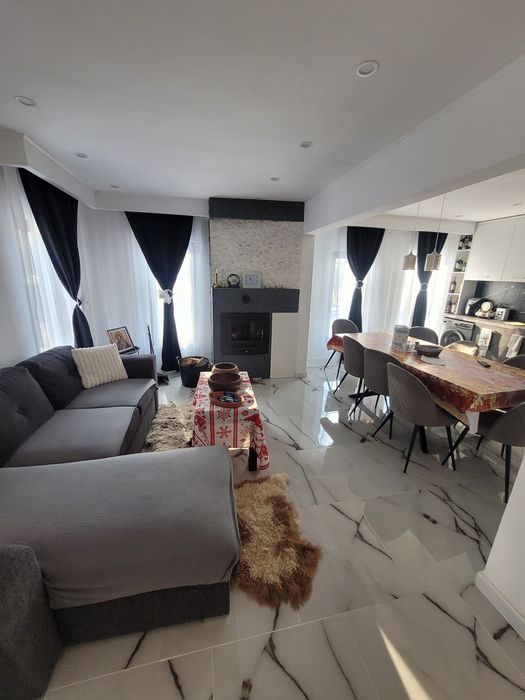 Vând casa băiculesti