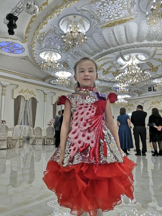 Платье на девочку