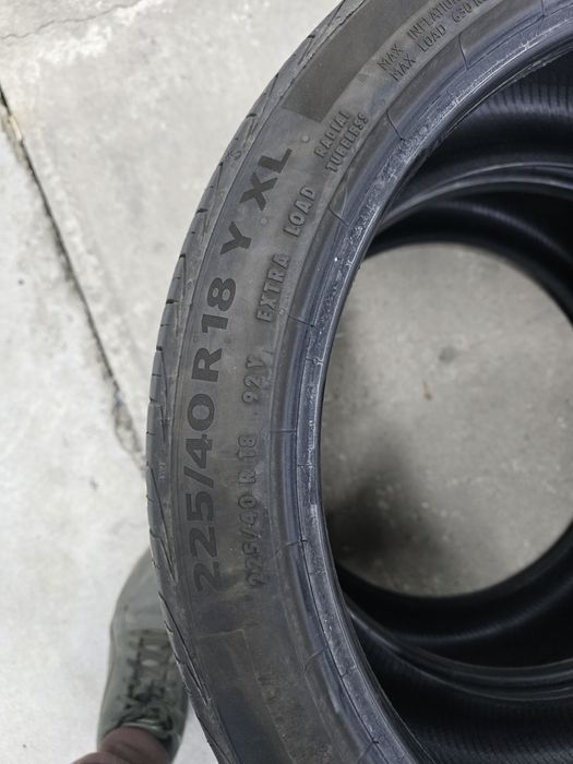 2 Броя 225/40/18 Continental 5mm