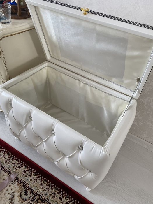 Сандык сатылады