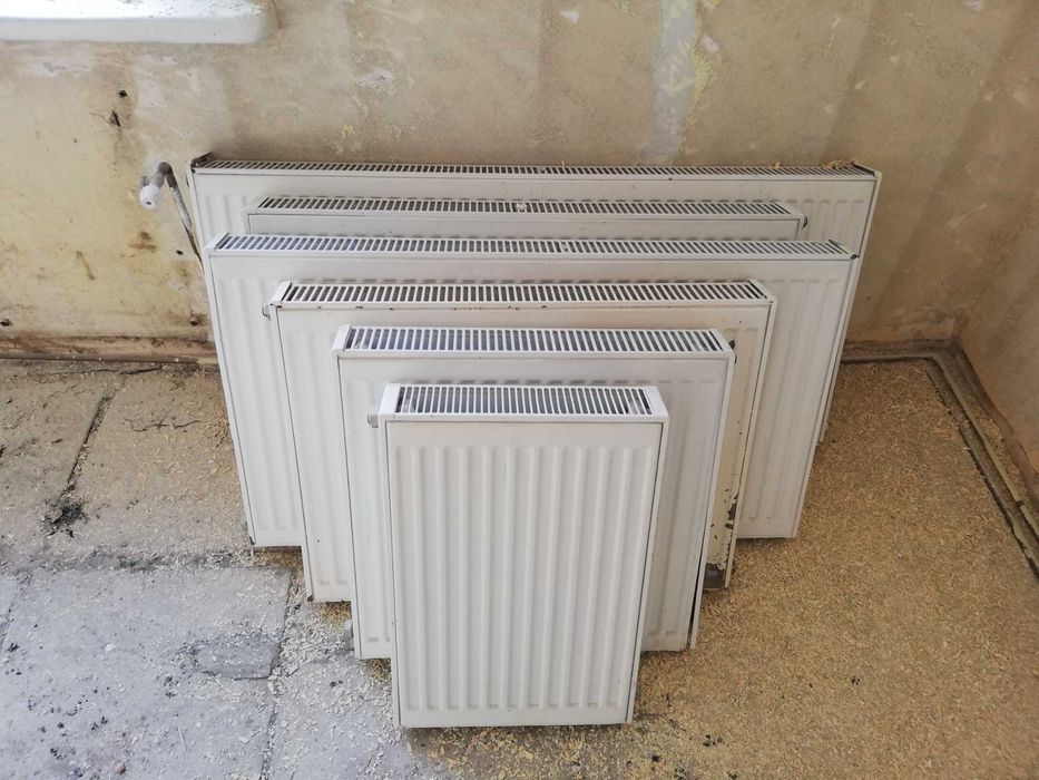 Vând centrala termica apartament cu tot cu calorifere!