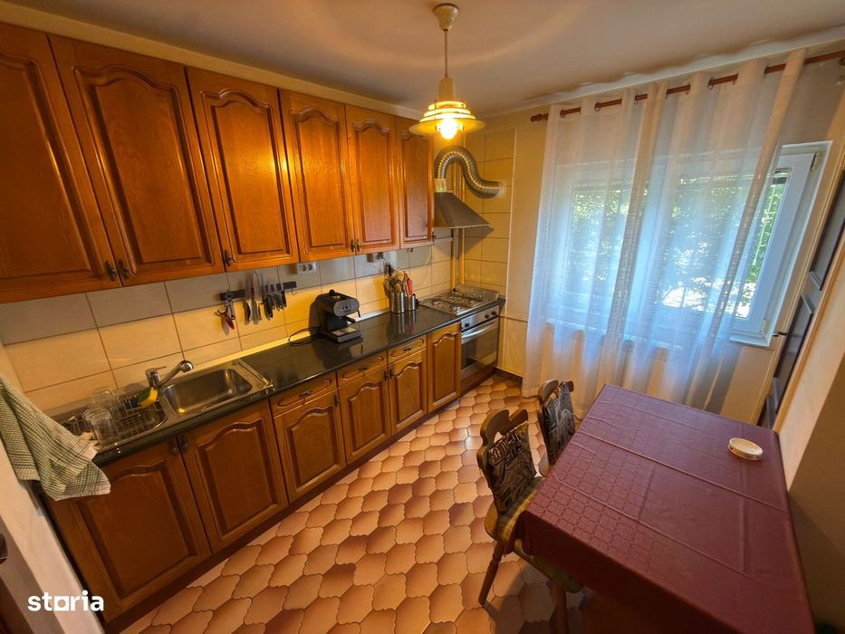 Apartament 3 camere, balcon în Militari