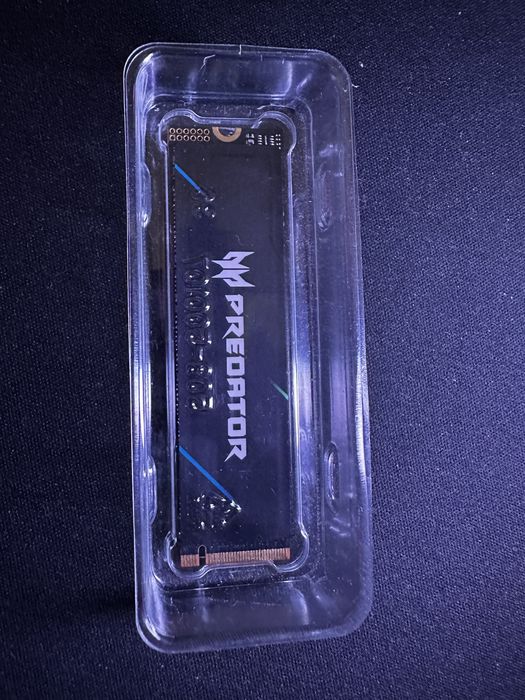 Crucial, Predator, Samsung SSD 2-4 TB