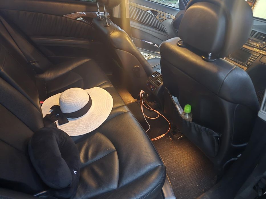 Vând Mercedes E280 cdi
