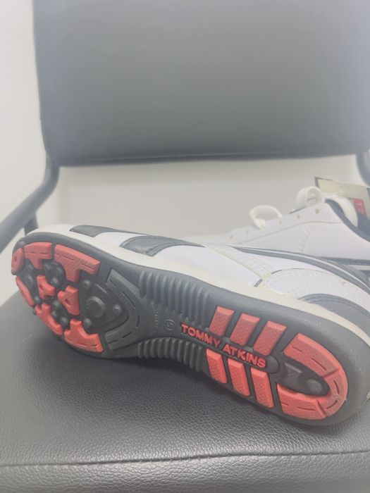 Кроссовки 26 см Томми