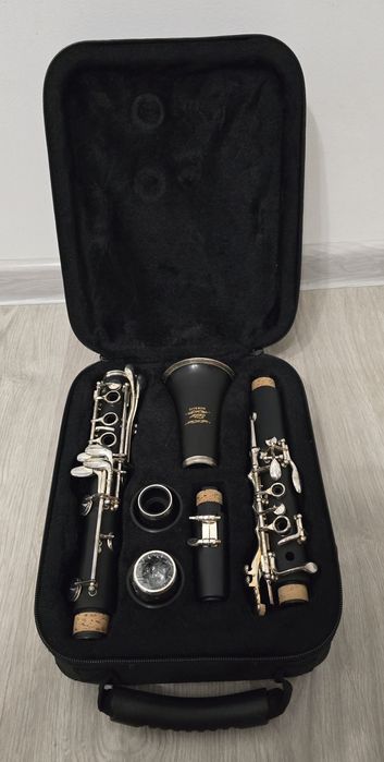 Кларинет/Чисто нов/