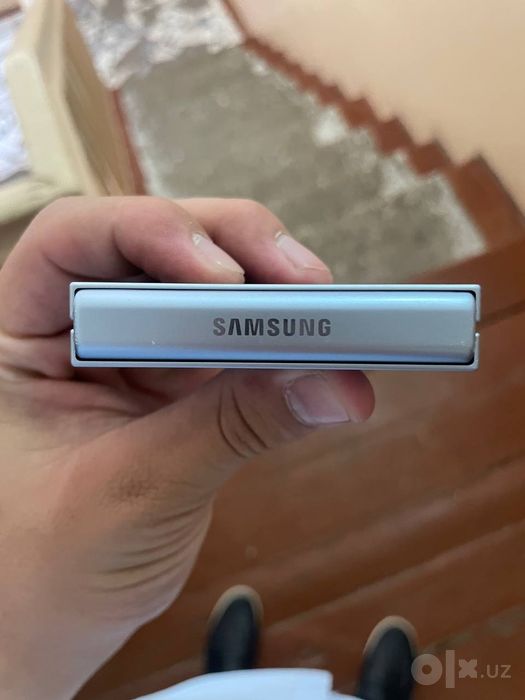 Samsung  z flip 6  5G 8/256gb