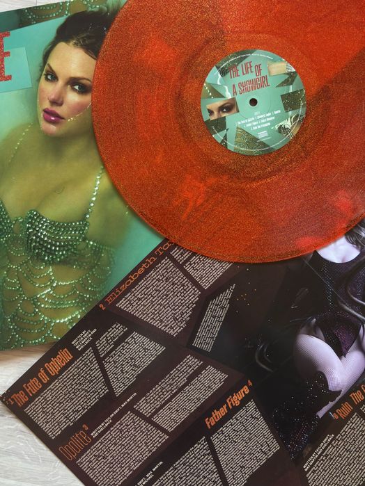 Грамофонна плоча vinyl Taylor Swift - The life of a showgirl
