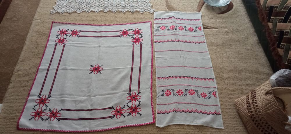 Macrame Doua seturi și mileuri