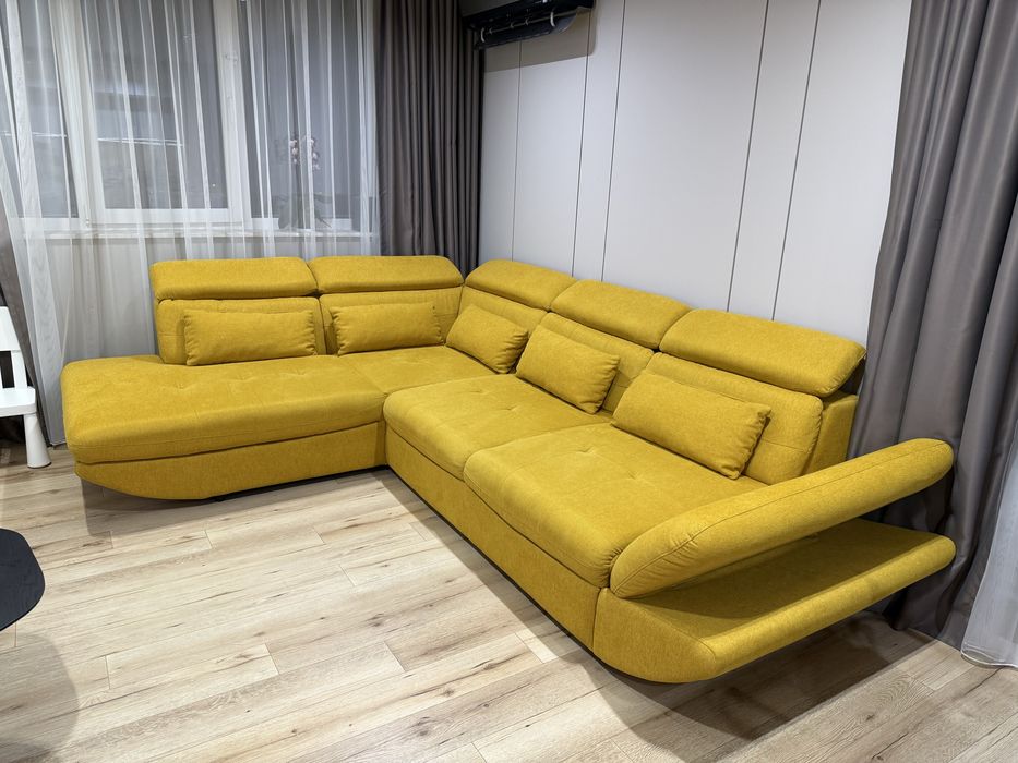 Голям ъглов диван цвят горчица кота COTTA