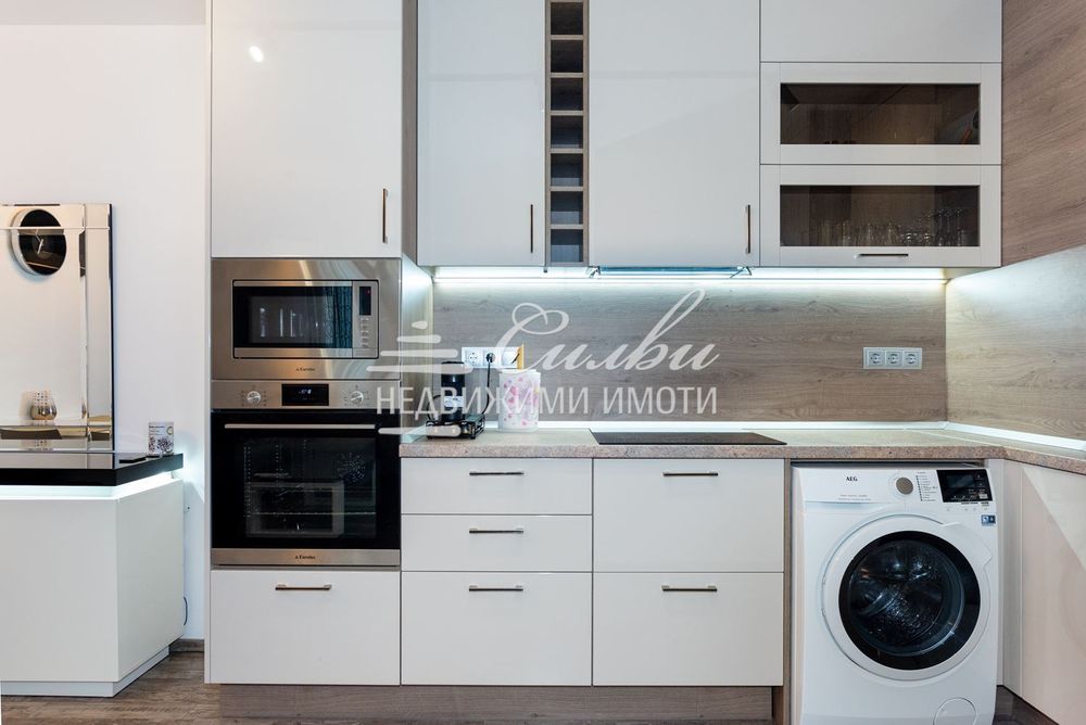 Продава се Двустаен апартамент в Шумен, Център - 63 кв.м за 1295 €/кв.м - Снимка #7