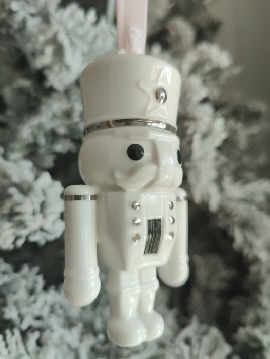 Pandora 2024 - Коледен орнамент