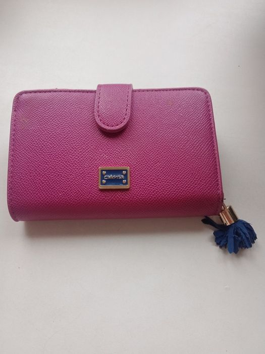 Женский кошелек.