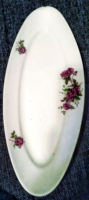 Продам Блюдо пять штук