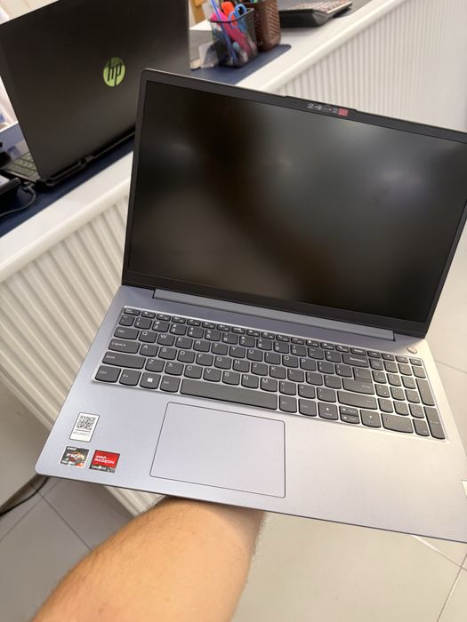 Lenova Ryzen 5 7520U DDR5 16/512Gb