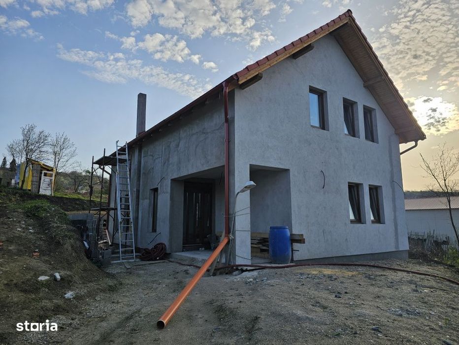 Casa noua cu 5 camere | 140mp utili | 783 mp teren | Sat. Gheorghieni