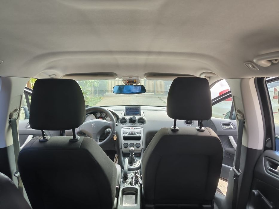 Vand Peugeot 308 SW 1.6 HDI 112 cp din 2011 euro 5 Perfecta stare