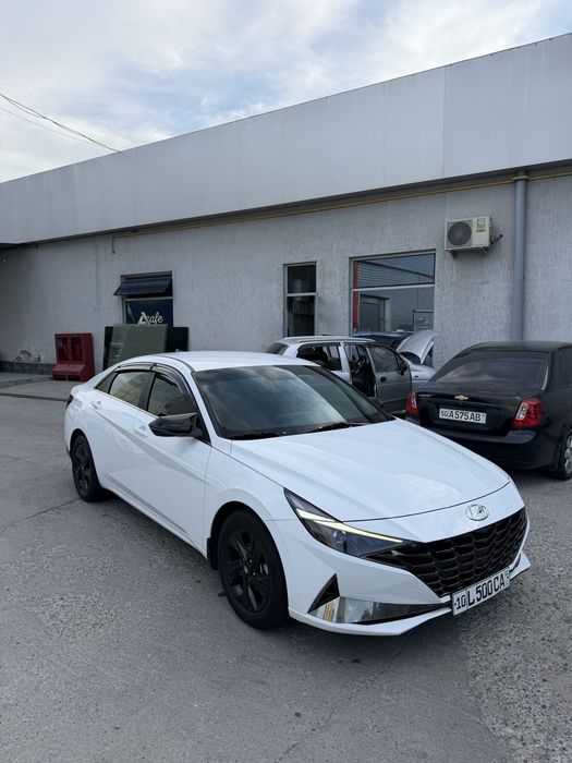 Hyundai elantra 1.6 3pazitsa