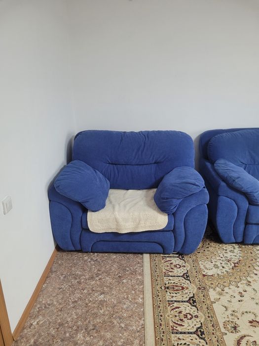 Продам диван угловой