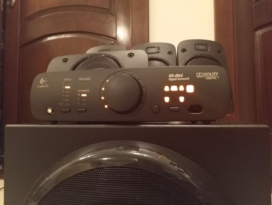 Boxe Logitech z 906 si z5500