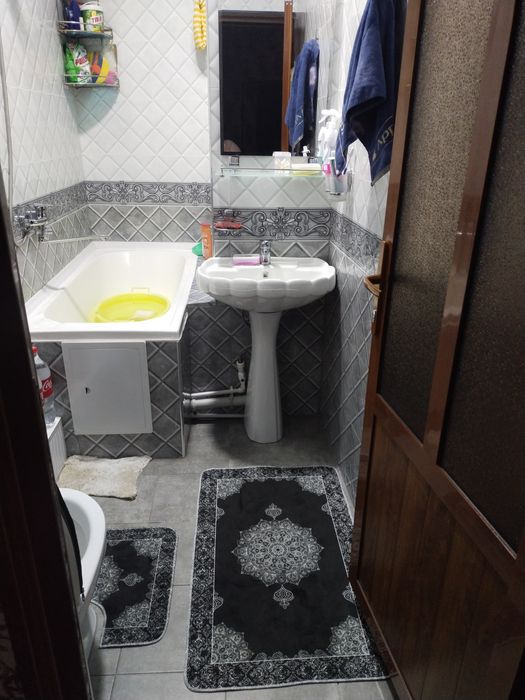 Срочно ИЖАРАГА квартира 1хона Узок, муддатга. Без маклер