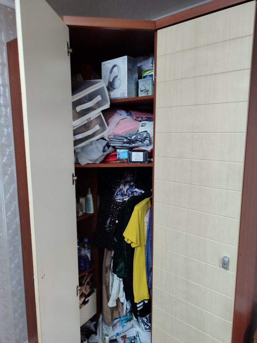 Шкафы для одежды