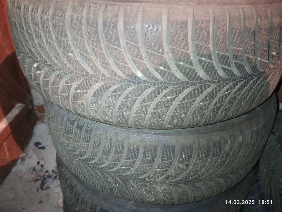 Джанти Мерцедес 16 5х112 66.6 с зимни гуми маршал