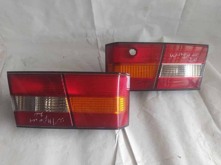 Фонари Toyota windom 20