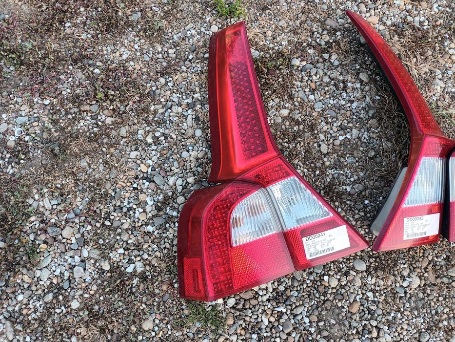 ляв и десен външен и вътрешен стоп за волво в70 07 -13 VOLVO V70