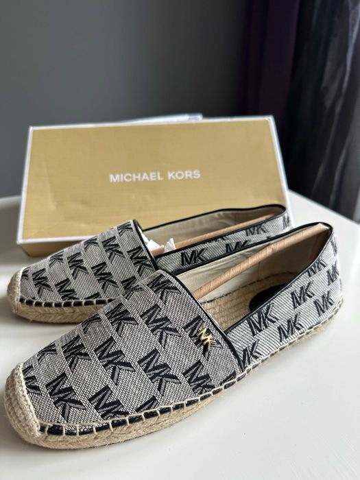 Чисто нови еспадрили Michael Kors Kendrick, номер 37