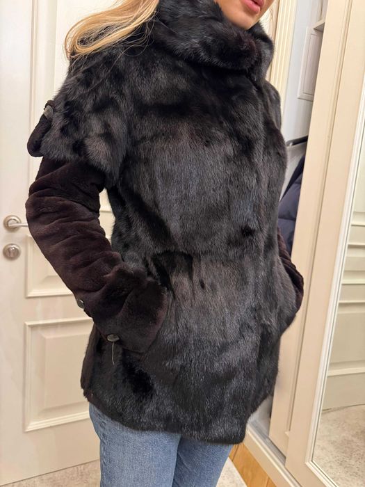 Продадим  шубу Guiuren Fur размер 38