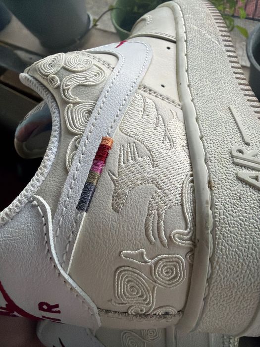 Nike Air Force 1, размер 39, цвят екрю, специално издание „Годината на дракона“
