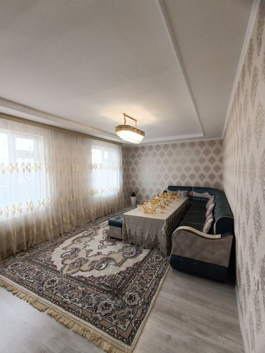 Квартира сотилади Ойбек 4-мактаб ёнида