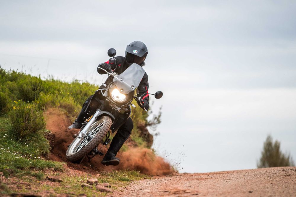 ТОП ОФЕРТА Мотоциклет MALAGUTI DUNE X 125 CBS Black Edition НОВ!!!