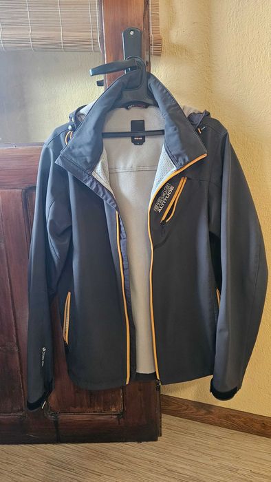 8848 Altitude яке вятър/дъжд