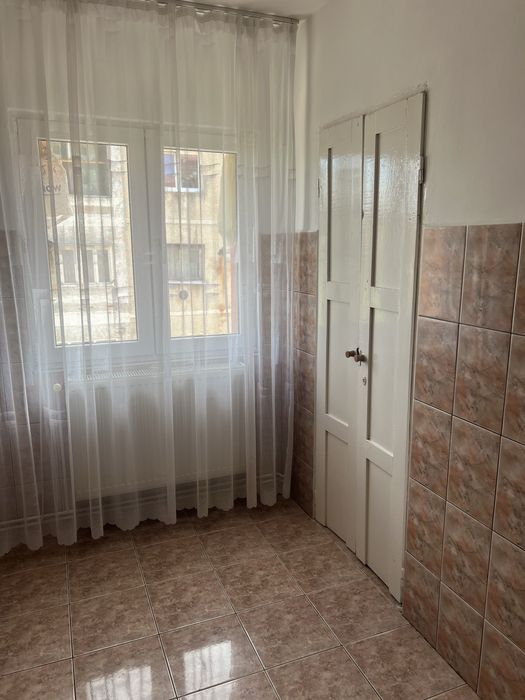 Vand apartament cu 2 camere, etaj 3 Balta Sărată, Caransebeș