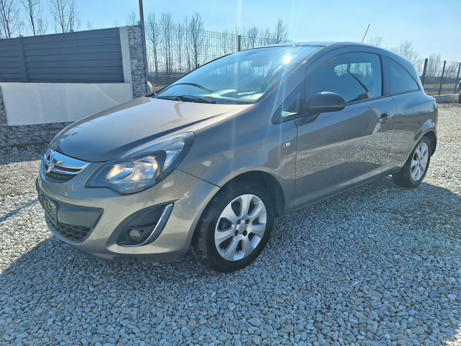 Opel corsa automat euro 5
