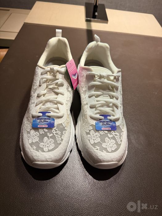 SKECHERS оригинал кроссовки новые