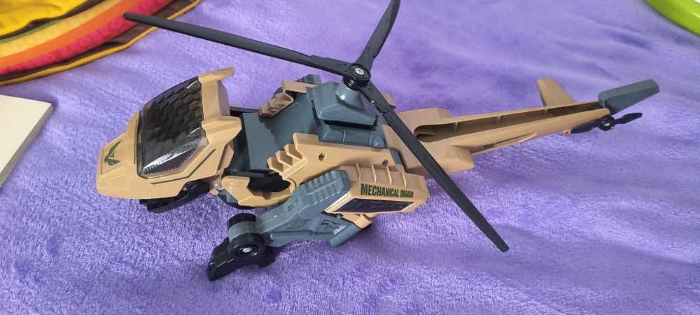 Dinozaur transformers