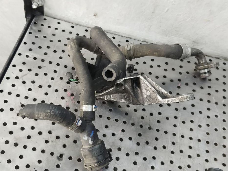 pompa auxiliara apa  1.2 b hn01 peugeot 2008 9807341480